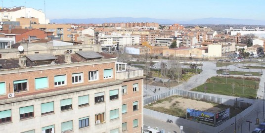 Venta piso 138m2 parking y trastero en Prat de la Riba Lleida